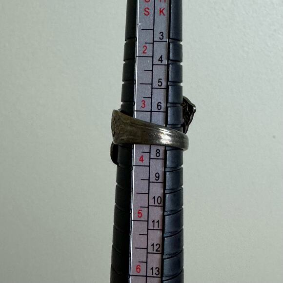 Vintage Wm. A.‎ Rogers Oneida Silver floral detail Spoon Wrap Ring Size 3.5 - Picture 7 of 7